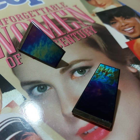 2/$35 Earrings - Picture 5 of 5